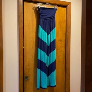 Design history maxi dress size small